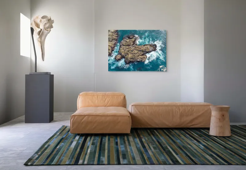 Tablou Canvas, "Valuri spumegânde izbind stâncile marine", Ocean, Stânci, Valuri, Apă, Natură, Albastru, Textură, 100 x 70 cm – poza 7