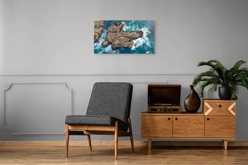 Tablou Canvas, "Valuri spumegânde izbind stâncile marine", Ocean, Stânci, Valuri, Apă, Natură, Albastru, Textură, 90 x 50 cm – poza 6