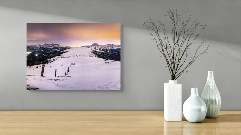 Tablou Canvas, "Tăcerea iernii în lumina amurgului", Munți, Zăpadă, Cer, Lumini, Apus, Vârfuri, Peisaj, Iarnă, Culoare, Panorama, 54 x 39 cm – poza 3