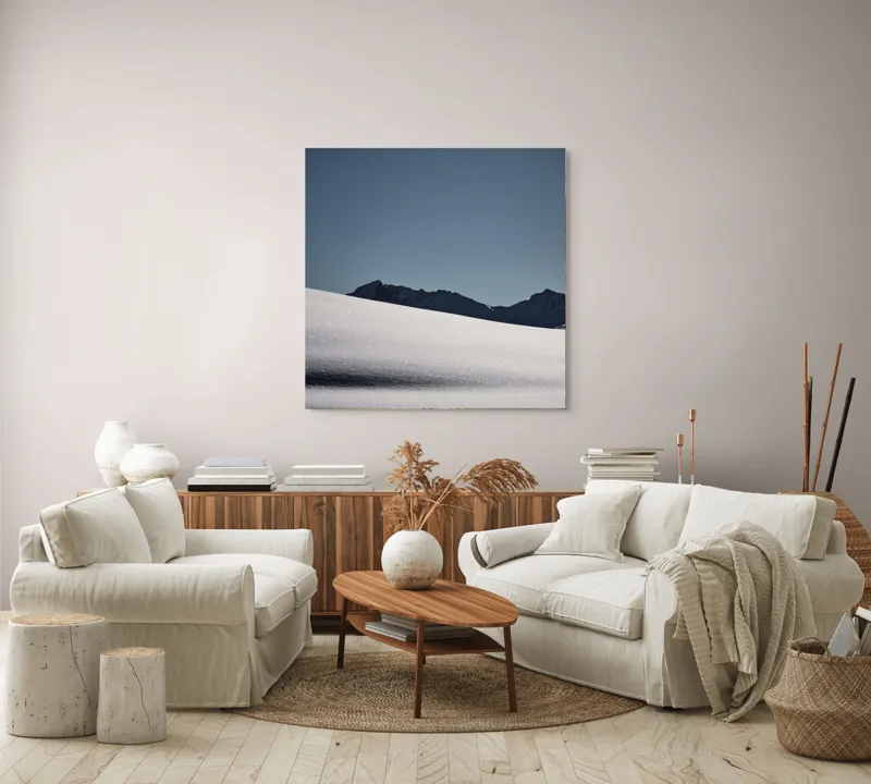 Tablou Canvas, "Liniște albă în munții îndepărtați", Zăpadă, Munte, Cer, Strălucire, Tranquilitate., 100 x 100 cm – poza 3