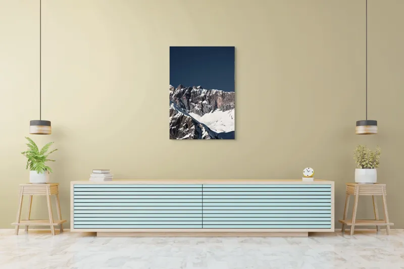 Tablou Canvas, "Munții în tăcere sub cerul albastru", Măreție, Albețe, Stânci, Răsărit, Imensitate, Contrast, Podoabă, Splendoare, 70 x 100 cm – poza 5