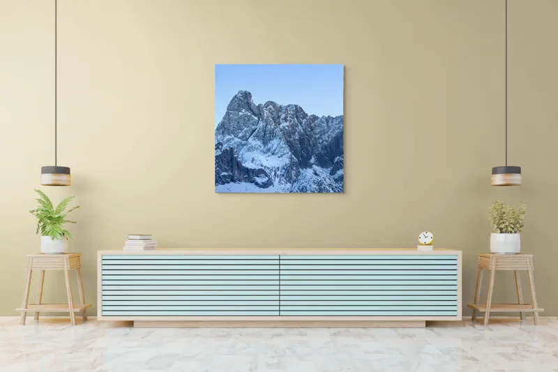 Tablou Canvas, "Piscurile înghețate ale dimineții alpine", Munți, Zăpadă, Stânci, Cer, Albastru, 100 x 100 cm – poza 5