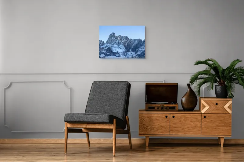 Tablou Canvas, "Piscurile înghețate ale dimineții alpine", Munți, Zăpadă, Stânci, Cer, Albastru, 70 x 50 cm – poza 4