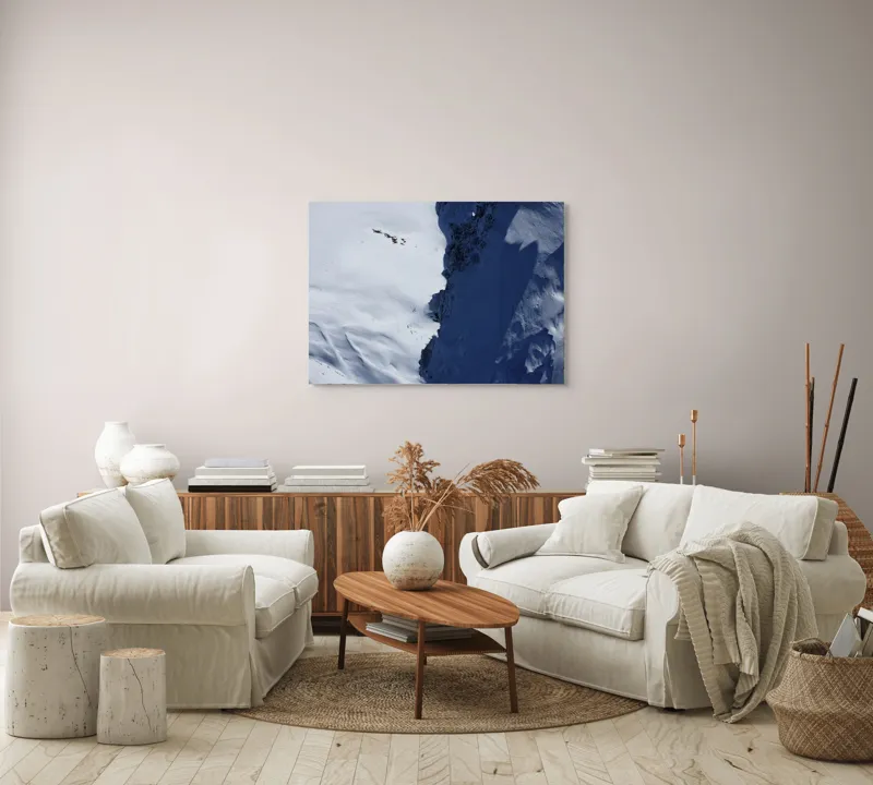 Tablou Canvas, "Umbre dramatice pe crestele înzăpezite", Zăpadă, Umbre, Rocă, Alpin, Frig, Abrupt, Culoare, Contrast., 100 x 70 cm – poza 3