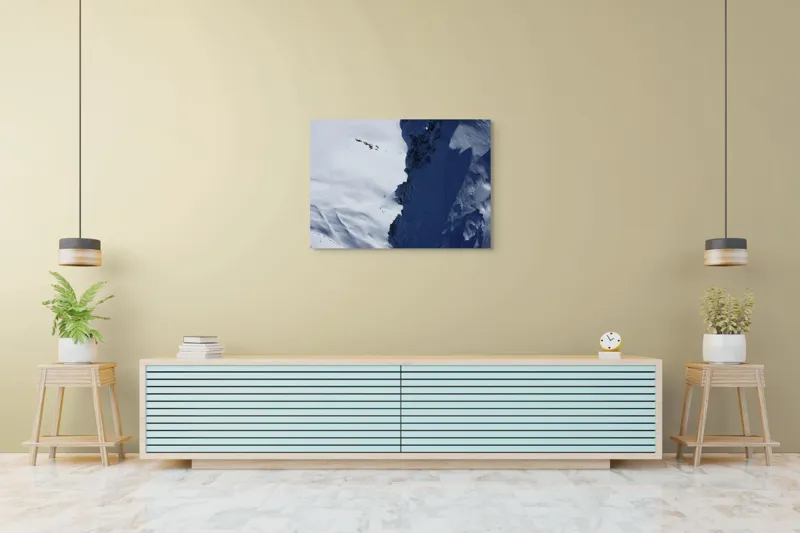 Tablou Canvas, "Umbre dramatice pe crestele înzăpezite", Zăpadă, Umbre, Rocă, Alpin, Frig, Abrupt, Culoare, Contrast., 100 x 70 cm – poza 4