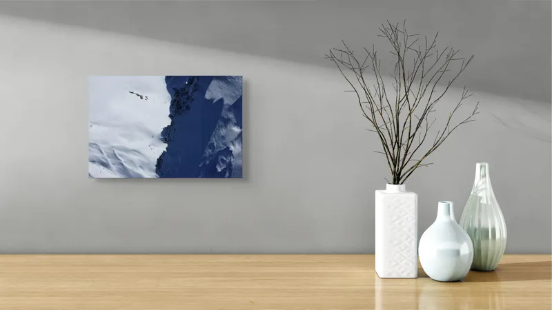 Tablou Canvas, "Umbre dramatice pe crestele înzăpezite", Zăpadă, Umbre, Rocă, Alpin, Frig, Abrupt, Culoare, Contrast., 39 x 26 cm – poza 8