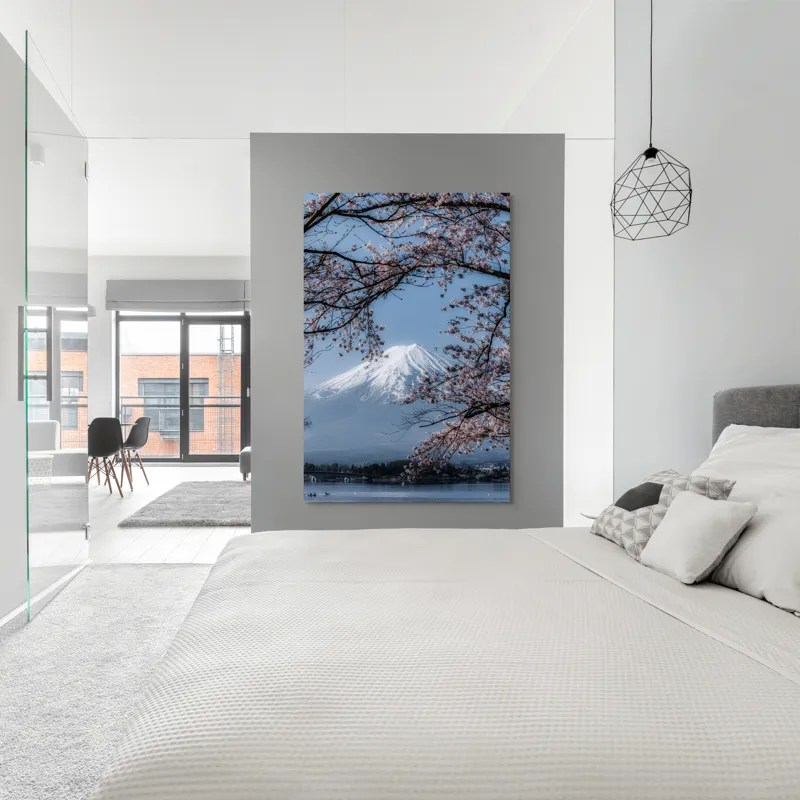 Tablou Canvas, "Muntele Fuji primăvara înflorită", Mont, Cireși, Cer, Apa, Barcă, Scoarță, Zăpadă, Primăvară, Peisaj, Natură, 100 x 150 cm – poza 5