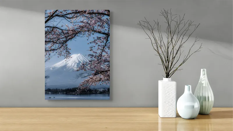 Tablou Canvas, "Muntele Fuji primăvara înflorită", Mont, Cireși, Cer, Apa, Barcă, Scoarță, Zăpadă, Primăvară, Peisaj, Natură, 39 x 54 cm – poza 4