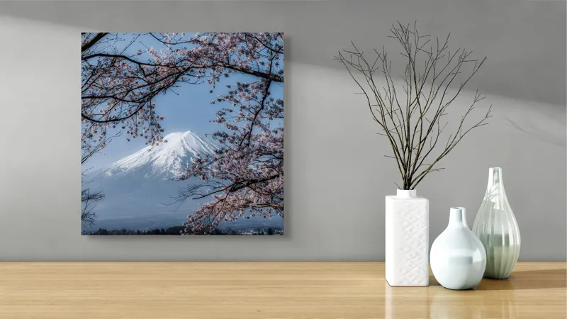 Tablou Canvas, "Muntele Fuji primăvara înflorită", Mont, Cireși, Cer, Apa, Barcă, Scoarță, Zăpadă, Primăvară, Peisaj, Natură, 50 x 50 cm – poza 3