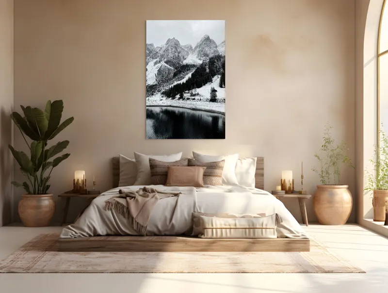 Tablou Canvas, "Peisaj de iarnă la munte", Munte, Zăpadă, Pădure, Lac, Cer, Refugiu, Calm, Natură, Linie, Contrast, 100 x 150 cm – poza 3