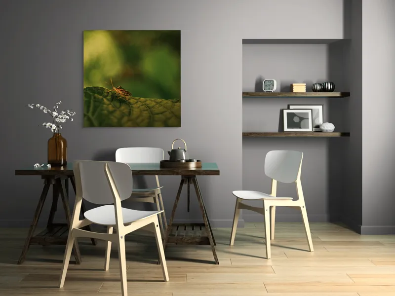 Tablou Canvas, "Insectă pe frunză verde și rugoasă", Insectă, Frunză, Verde, Textură, Natură, Lumină, Detaliu, Culoare, Contrast, Tranquilitate, 100 x 100 cm – poza 6