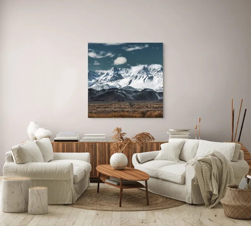 Tablou Canvas, "Vârfuri înzăpezite sub cer senin", Majestuoase, Montane, Zăpadă, Nori, Tranquil, Peisaj, Natură, Vârfuri, 100 x 100 cm – poza 3