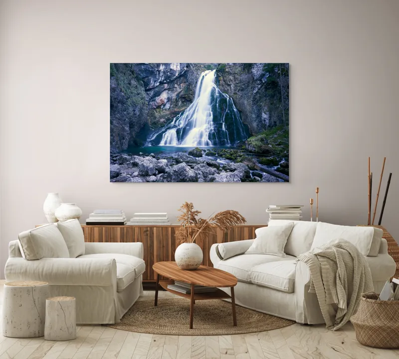 Tablou Canvas, "Cascadă încântătoare în inima muntelui", Cascadă, Roci, Apă, Vegetație, Natură, Munți, Licheni, Frumusețe, Răcoritor, Pădure., 150 x 100 cm – poza 3