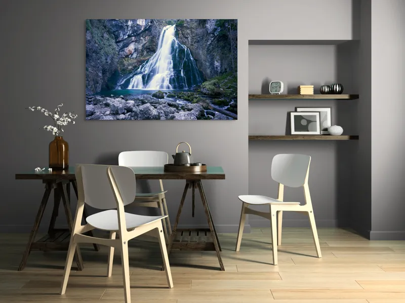 Tablou Canvas, "Cascadă încântătoare în inima muntelui", Cascadă, Roci, Apă, Vegetație, Natură, Munți, Licheni, Frumusețe, Răcoritor, Pădure., 150 x 100 cm – poza 5