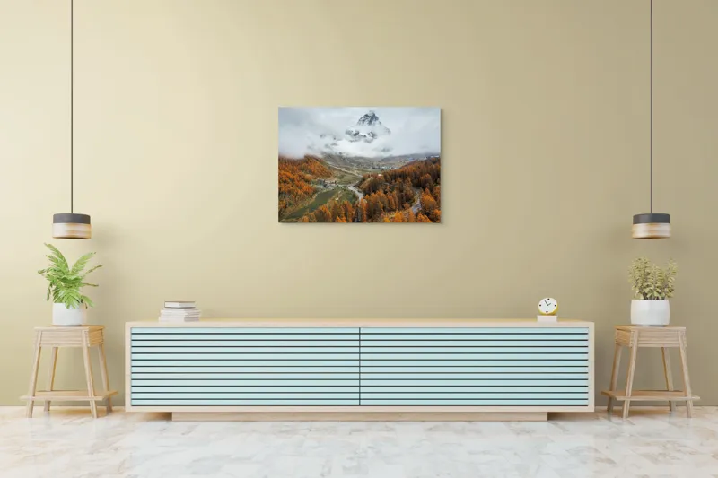 Tablou Canvas, "Culorile toamnei la poalele muntelui", Munte, Nor, Toamnă, Copaci, Peisaj, Drum, Sat, Cer, Vârf, Pădure, 100 x 70 cm – poza 4