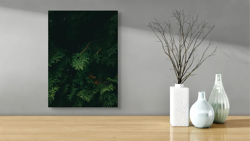Tablou Canvas, "Verdele ascuns în tăcerea pădurii", Verde, Frunziș, Întuneric, Natura, Mister, Umbre, Textură, Rămuriș, 39 x 54 cm – poza 4