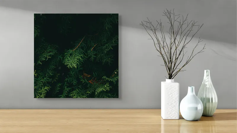 Tablou Canvas, "Verdele ascuns în tăcerea pădurii", Verde, Frunziș, Întuneric, Natura, Mister, Umbre, Textură, Rămuriș, 50 x 50 cm – poza 3