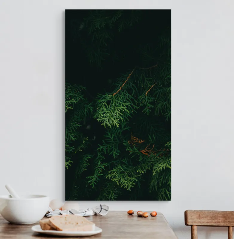 Tablou Canvas, "Verdele ascuns în tăcerea pădurii", Verde, Frunziș, Întuneric, Natura, Mister, Umbre, Textură, Rămuriș, 50 x 90 cm – poza 3
