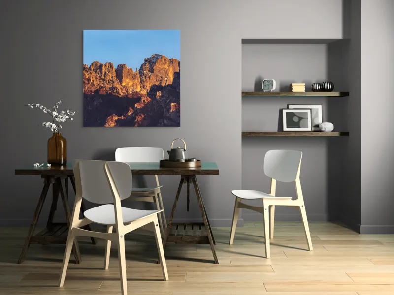 Tablou Canvas, "Crestele stâncoase în lumina apusului", Munți, Roci, Apus, Lumină, Umbre, Culori, Peisaj, Cer, Frumusețe, Natură, 100 x 100 cm – poza 6