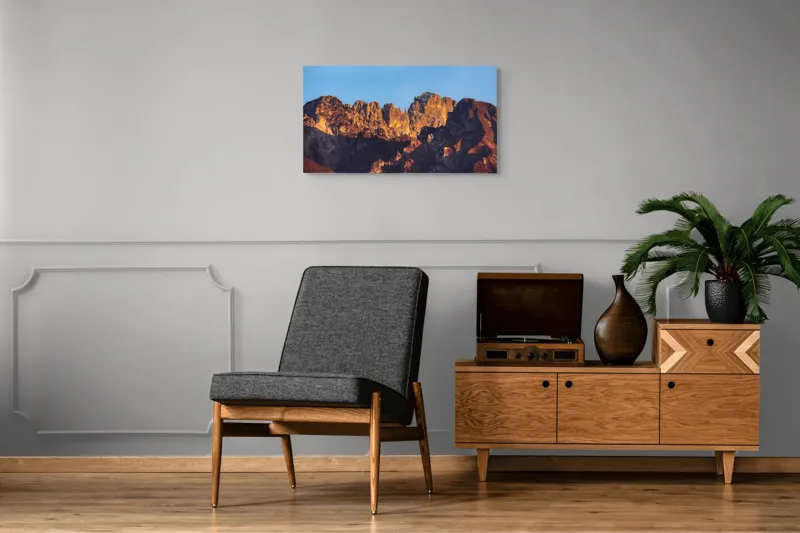 Tablou Canvas, "Crestele stâncoase în lumina apusului", Munți, Roci, Apus, Lumină, Umbre, Culori, Peisaj, Cer, Frumusețe, Natură, 90 x 50 cm – poza 6