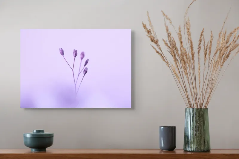 Tablou Canvas, "Dansul delicat al florilor mov", Plante, Subtil, Delicat, Pastel, Liniște, Minimalism, Fragilitate, Natură, 54 x 39 cm – poza 4