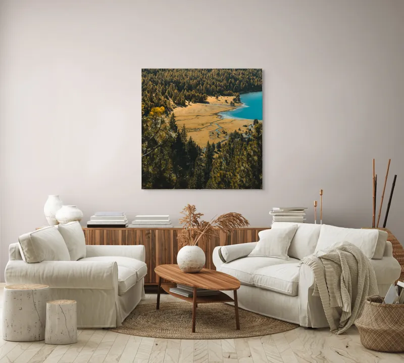 Tablou Canvas, "Pădurea tăcută lângă lac albastru", Pădure, Lac, Toamnă, Munți, Peisaj, Apă, Natură, Culori, Râu, Lumină, 100 x 100 cm – poza 3
