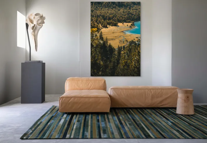 Tablou Canvas, "Pădurea tăcută lângă lac albastru", Pădure, Lac, Toamnă, Munți, Peisaj, Apă, Natură, Culori, Râu, Lumină, 100 x 150 cm – poza 7