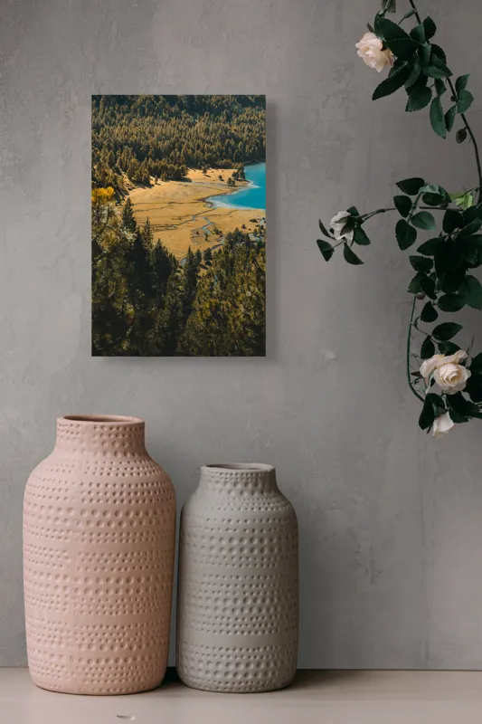 Tablou Canvas, "Pădurea tăcută lângă lac albastru", Pădure, Lac, Toamnă, Munți, Peisaj, Apă, Natură, Culori, Râu, Lumină, 26 x 39 cm – poza 6