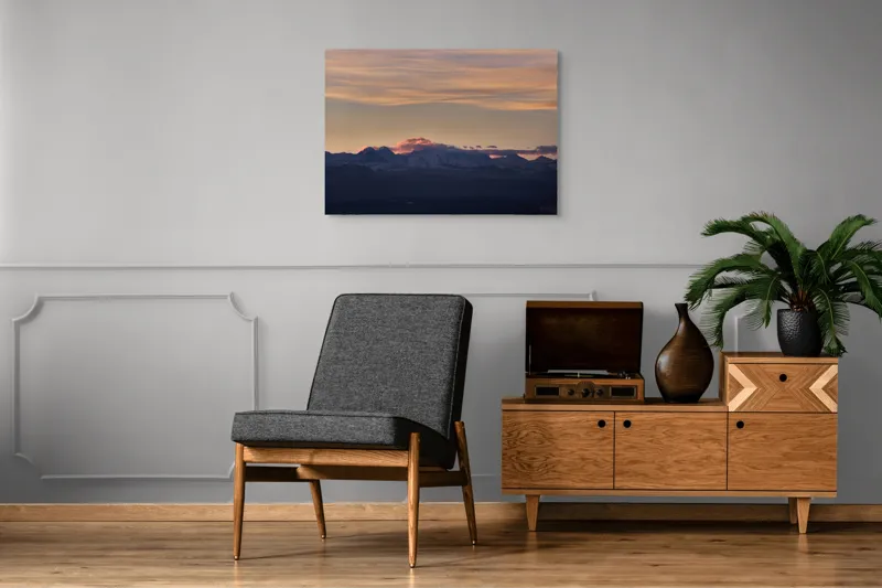 Tablou Canvas, "Apus de soare peste munți înzăpeziți", Nor, Munte, Amurg, Cer, Siluetă, Culoare, Lumină, Peisaj, Liniște, Întuneric, 100 x 70 cm – poza 8