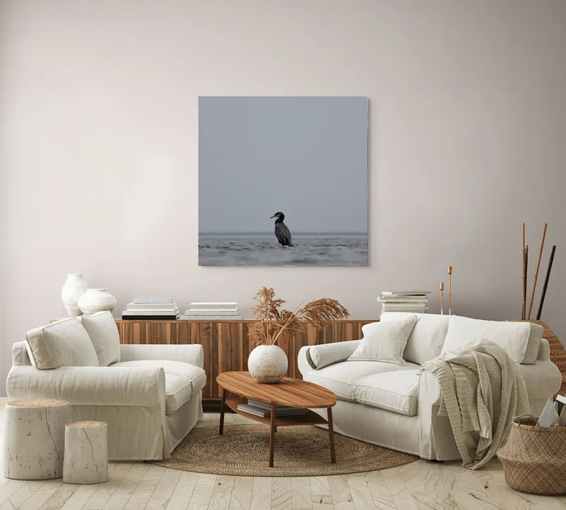 Tablou Canvas, "Cormoran solitar pe valuri liniștite", Pasăre, Apă, Singurătate, Cer Cenușiu, Mal Distant, Liniște, Natură., 100 x 100 cm – poza 3