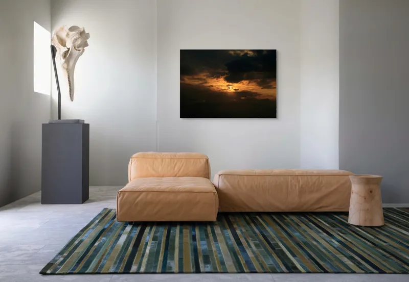 Tablou Canvas, "Soarele ascuns printre nori negri", Nor, Cer, Soare, Lumini, Umbre, Apus, Dramatism, Contrast, Mister, Frumusețe, 100 x 70 cm – poza 7