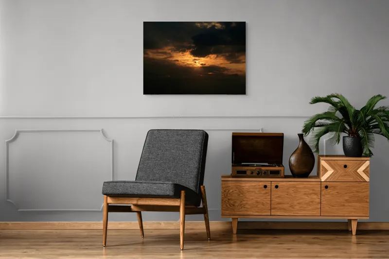 Tablou Canvas, "Soarele ascuns printre nori negri", Nor, Cer, Soare, Lumini, Umbre, Apus, Dramatism, Contrast, Mister, Frumusețe, 100 x 70 cm – poza 8