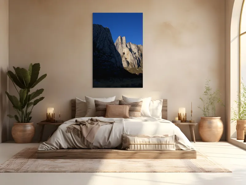 Tablou Canvas, "Muntele Strălucitor în Lumina Serii", Stânci, Cer, Umbre, Formațiuni, Naturale, Peisaj, Lumină, Alpinism, Frumusețe, Roci, 100 x 150 cm – poza 3