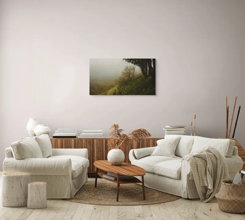 Tablou Canvas, "Misterul pădurii în ceață misterioasă", Ceață, Copaci, Deal, Vegetație, Liniște, Mister, Natură, Frunziș, Umbre, Peisaj, 90 x 50 cm – poza 4