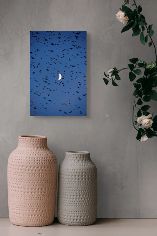 Tablou Canvas, "Dansul păsărilor sub clar de lună", Lună, Păsări, Cer, Zbor, Noapte, 26 x 39 cm – poza 6