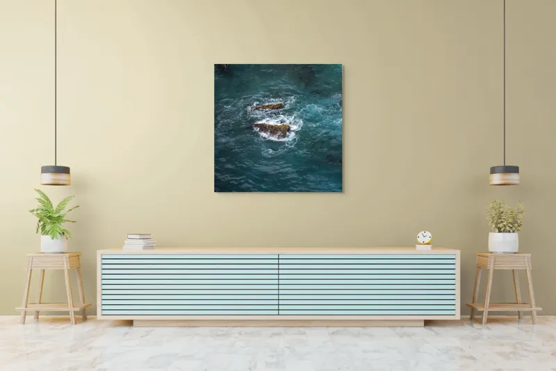 Tablou Canvas, "Pietre înspumate în largul mării", Albastru, Valuri, Rocă, Spumă, Ocean, Reverb, Apă, Textură, 100 x 100 cm – poza 5