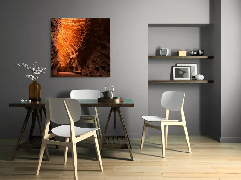Tablou Canvas, "Strălucirea soarelui în peșteră roșiatică", Roci, Stânci, Umbre, Lumină, Texturi, Adâncime, Peisaj, Natural, Forme, Spectaculos, 100 x 100 cm – poza 6