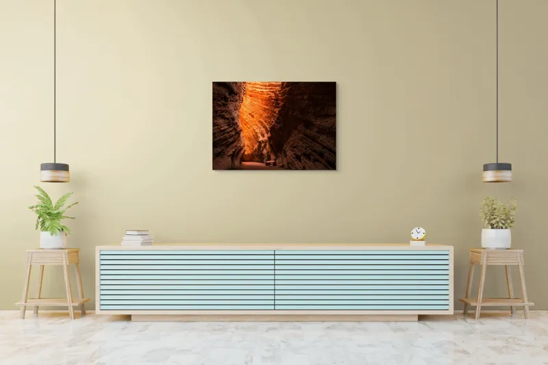 Tablou Canvas, "Strălucirea soarelui în peșteră roșiatică", Roci, Stânci, Umbre, Lumină, Texturi, Adâncime, Peisaj, Natural, Forme, Spectaculos, 100 x 70 cm – poza 4