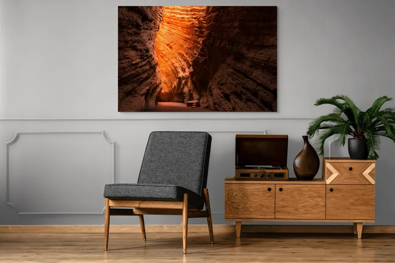 Tablou Canvas, "Strălucirea soarelui în peșteră roșiatică", Roci, Stânci, Umbre, Lumină, Texturi, Adâncime, Peisaj, Natural, Forme, Spectaculos, 150 x 100 cm – poza 8