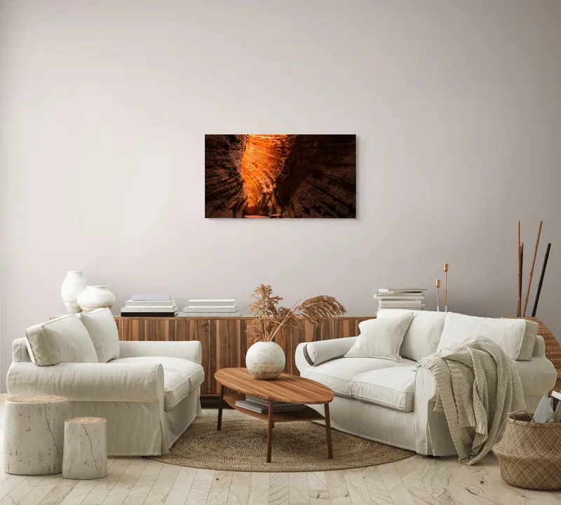 Tablou Canvas, "Strălucirea soarelui în peșteră roșiatică", Roci, Stânci, Umbre, Lumină, Texturi, Adâncime, Peisaj, Natural, Forme, Spectaculos, 90 x 50 cm – poza 4