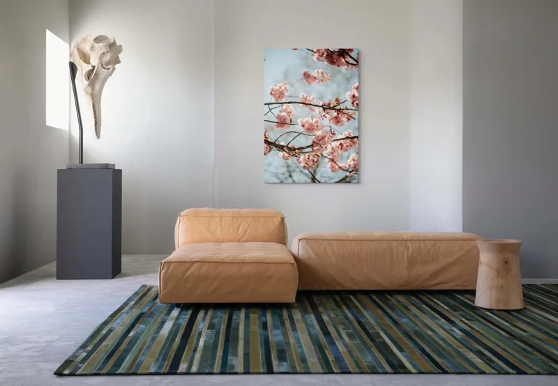 Tablou Canvas, "Sakura sub cer senin de primăvară", Flori, Roz, Crengi, Primăvară, Cer, Delicat, Natură, Petale, Frunze, Frumusețe, 70 x 100 cm – poza 7