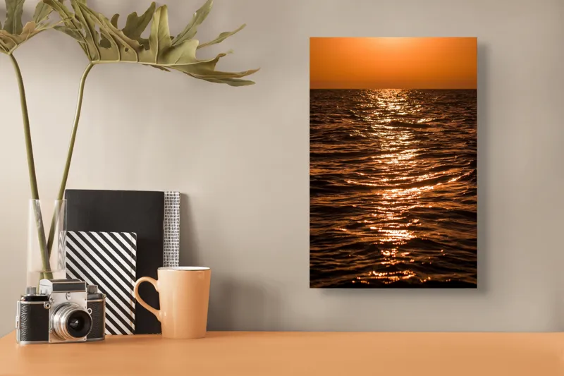 Tablou Canvas, "Orizontul liniștit la apus de soare", Apus, Ocean, Reflexii, Lumină, Aurie, Valuri, Cer, Păcii, 26 x 39 cm – poza 3