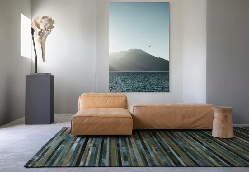 Tablou Canvas, "Pasărea singuratică deasupra munților liniștiți", Munte, Cer, Pasăre, Lac, Lumină, 100 x 150 cm – poza 7