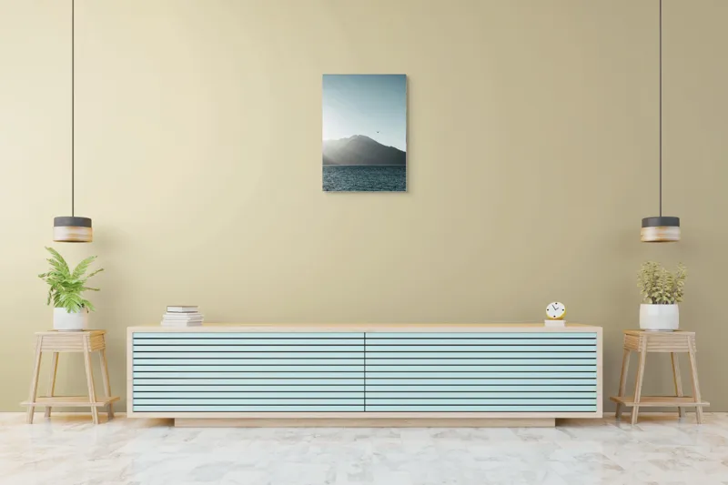 Tablou Canvas, "Pasărea singuratică deasupra munților liniștiți", Munte, Cer, Pasăre, Lac, Lumină, 50 x 70 cm – poza 6