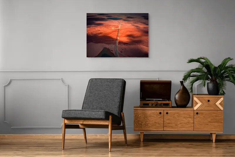 Tablou Canvas, "Drumul Tăcerii sub Soare Apus", Drum, Apus, Peisaj, Umbre, Natură, Cer, Râu, Culoare, Perspective, Lumină, 100 x 70 cm – poza 8
