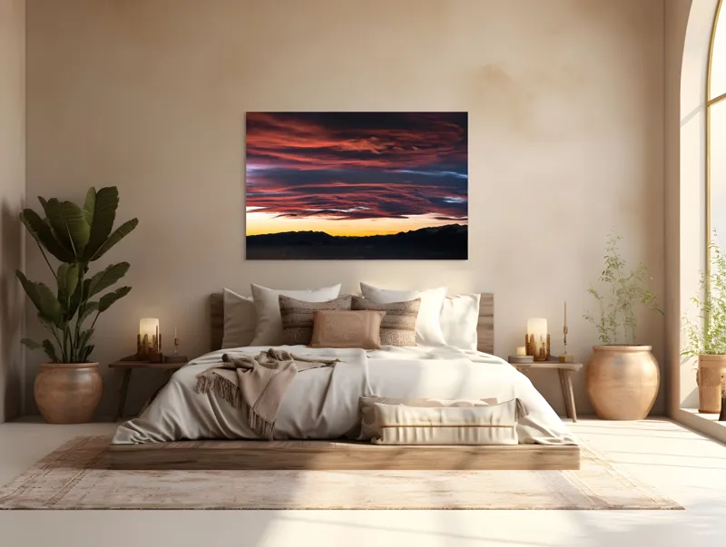 Tablou Canvas, "Cerul aprins al apusului montan", Cer, Apus, Nori, Roșu, Munți, Siluetă, Orizont, Lumină, Umbre, Natură, 150 x 100 cm – poza 4