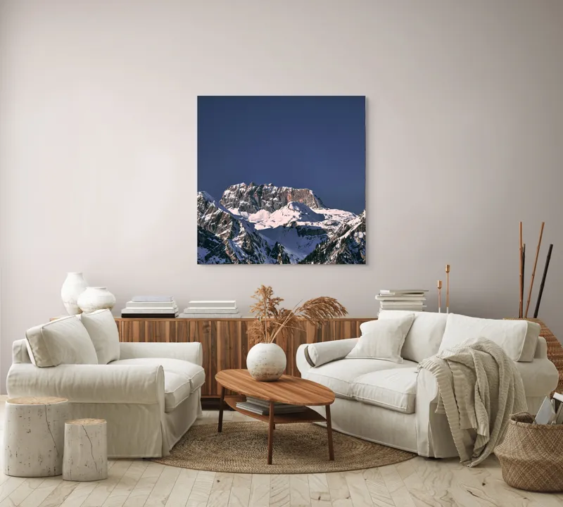 Tablou Canvas, "Vârfuri alpine sub cerul albastru", Albastru, Vârf, Zăpadă, Stânci, Grandios, Rece, Clar, Munți, Cer, Impresionant, 100 x 100 cm – poza 3