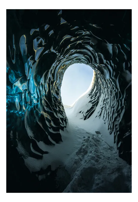 Tablou Canvas, "Tunelul înghețat spre lumină", Cristale, Albastru, Gheață, Tunel, Lumină, Textură, Nezăbovit, Spectacol, Frumusețe, Inefabil., 100 x 100 cm