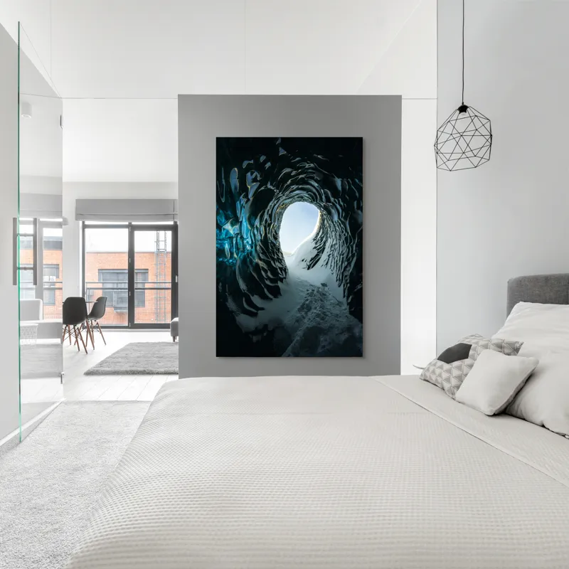 Tablou Canvas, "Tunelul înghețat spre lumină", Cristale, Albastru, Gheață, Tunel, Lumină, Textură, Nezăbovit, Spectacol, Frumusețe, Inefabil., 100 x 150 cm – poza 5