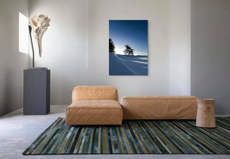 Tablou Canvas, "Tăcerea nopții sub cerul înstelat", Stele, Zăpadă, Cer, Pini, Umbre, Lumină, Noapte, Tranquilitate, Răceală, Natură, 70 x 100 cm – poza 7